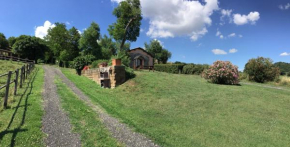 Отель Agriturismo Il Castoro  Ангуилара Сабация